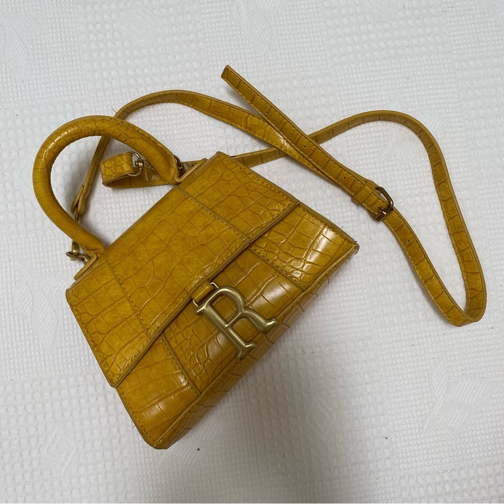 Yellow crossover purse faux leather